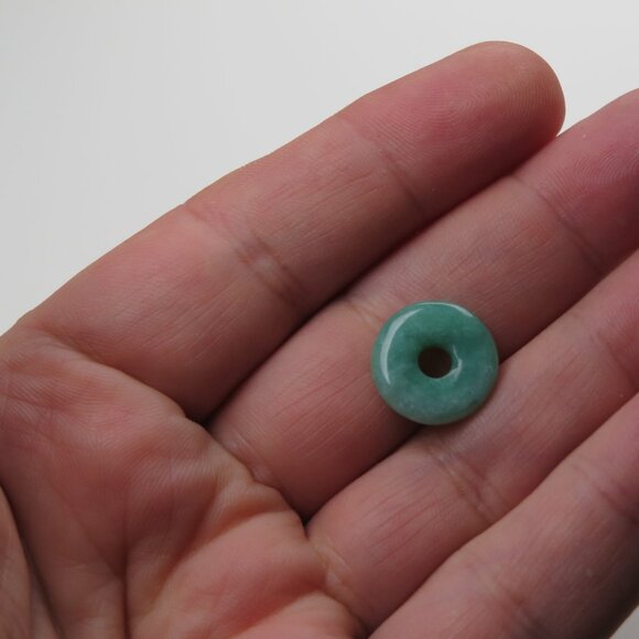 Natural Jade Donut shape Pendent - Picture 2 of 3